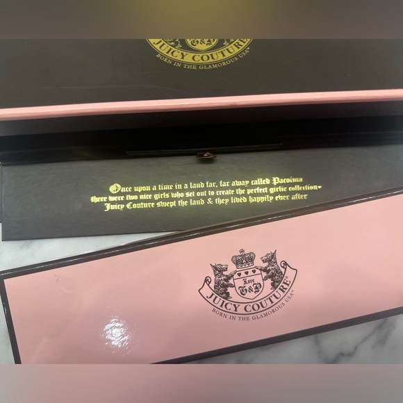 2005 JUICY COUTURE Glamor Watch with Black Rubber Strap & Swarovski Crystals - Picture 12 of 15